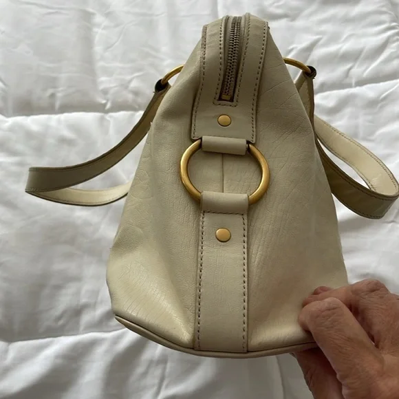 YSL Authentic Vintage Muse Large Leather Bag. MA100